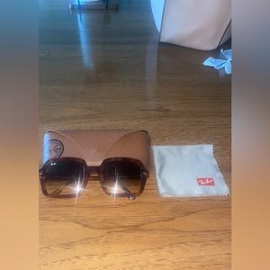 Ray ban Sunnies